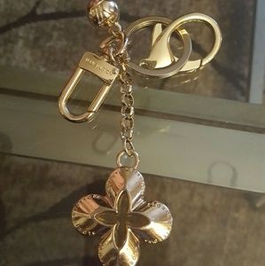 Louis vuitton keychain